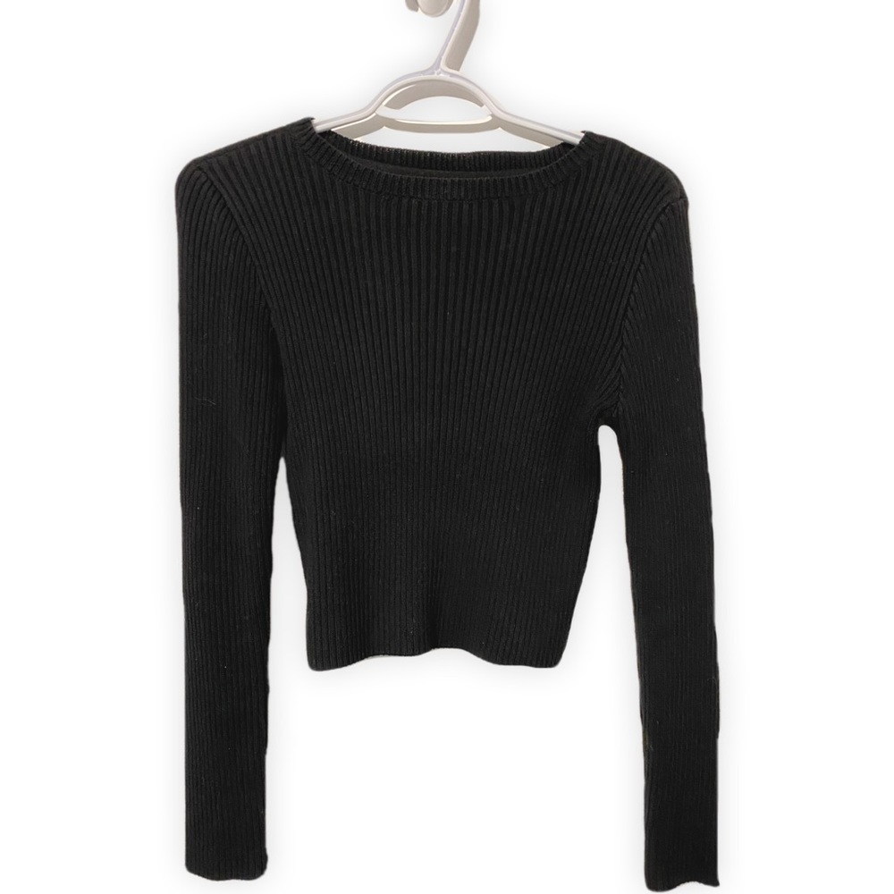 FOREVER 21 - Black Ribbed Long-Sleeved Cropped Sweater